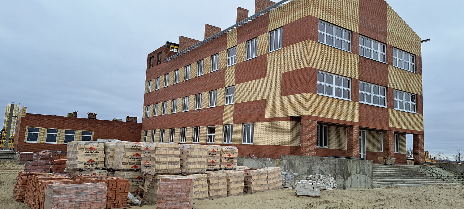 На Багаевском гидроузле завершено бетонирование основных конструкций Судоходного шлюза и водосбросной плотины