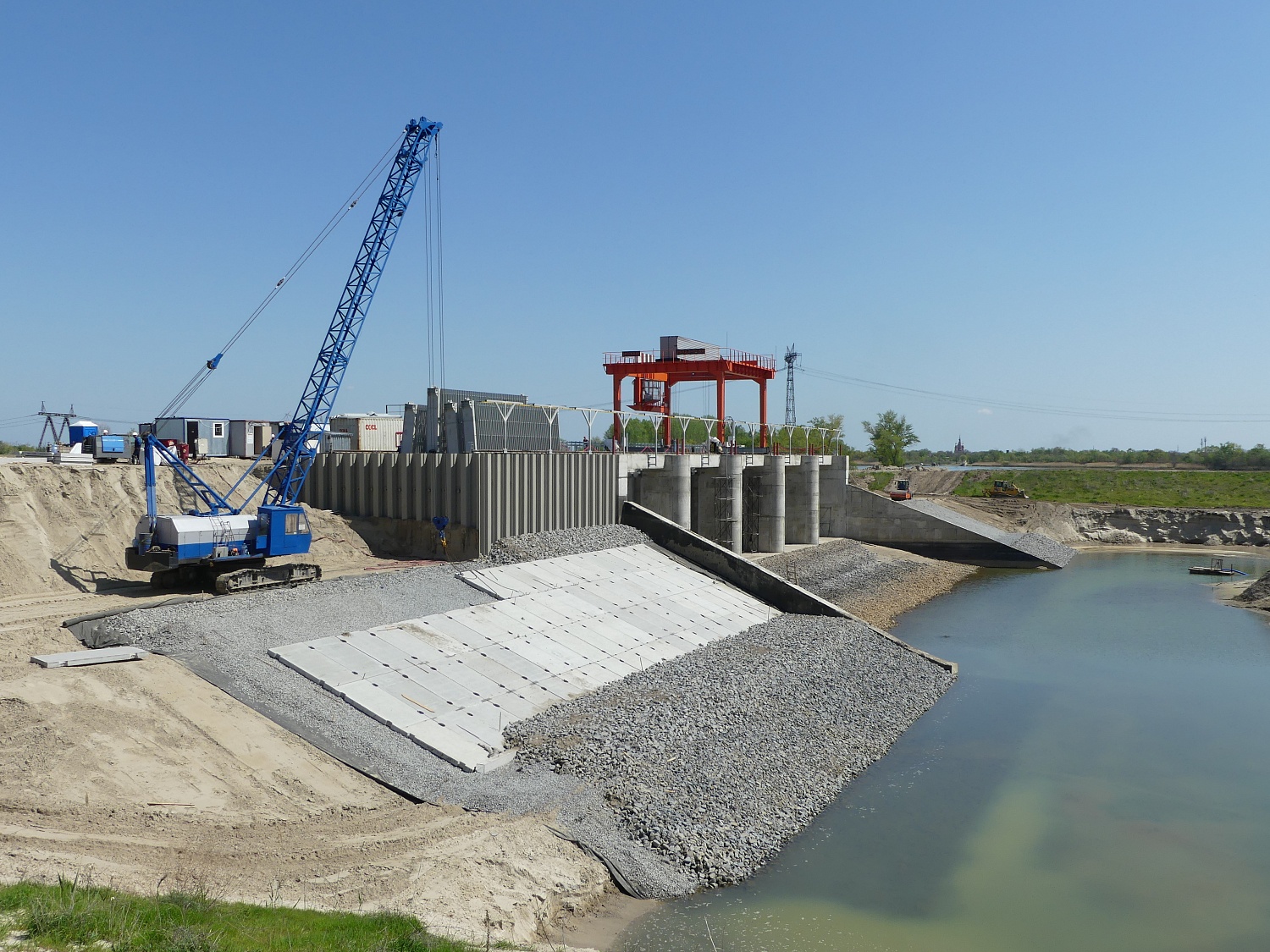 Готовность объектов первого пускового комплекса Багаевского гидроузла 98,6%