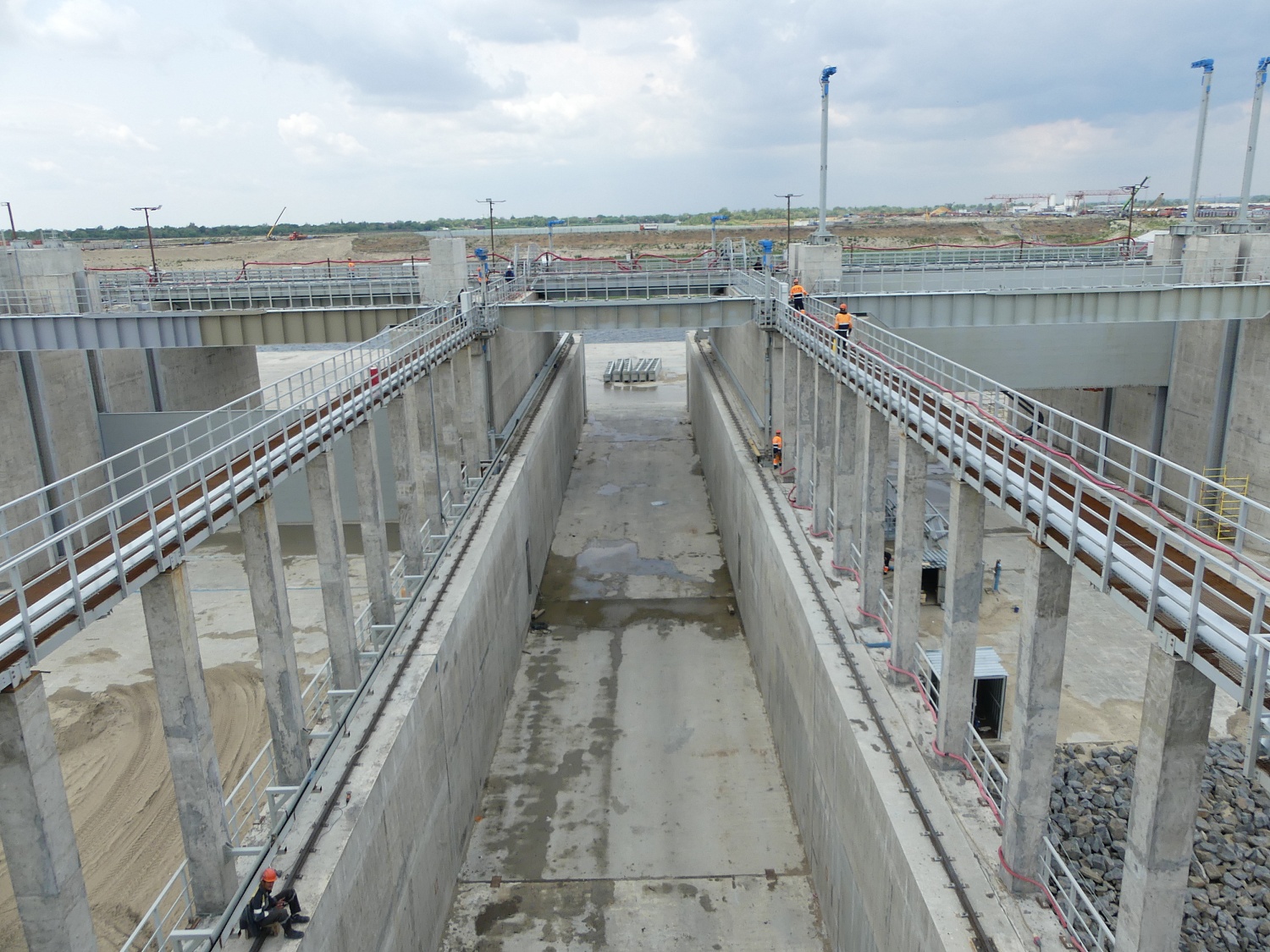 На объектах 1-го пускового комплекса БГУ завершается монтаж оборудования